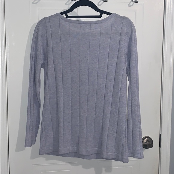 *BRAND NEW* Lavender long sleeve - Picture 2 of 3